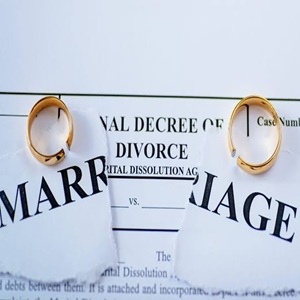 Can I Change My Divorce Decree?